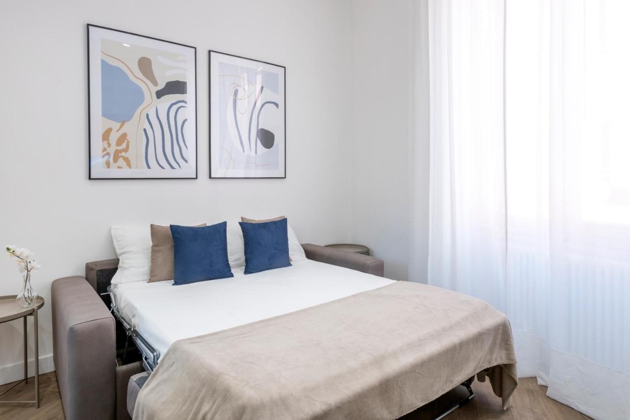White Flat Cross Apartment Рим Екстериор снимка
