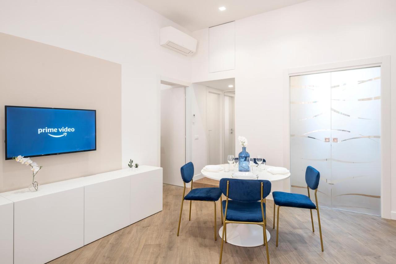 White Flat Cross Apartment Рим Екстериор снимка